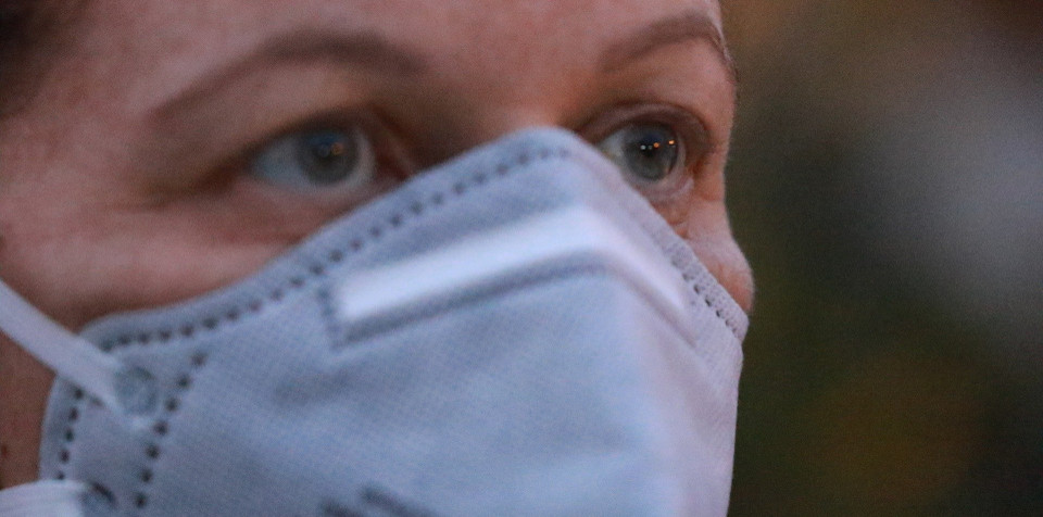 Woman wearing a mask